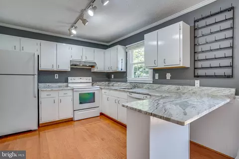 2111 Lang Dr, Crofton, MD 21114 photo 10