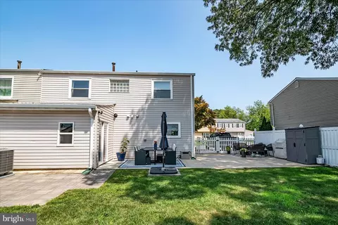 7706 Princess Pl, Pasadena, MD 21122 photo 33