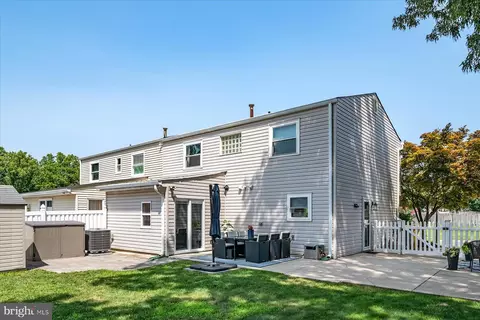 7706 Princess Pl, Pasadena, MD 21122 photo 32