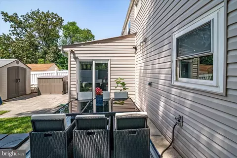 7706 Princess Pl, Pasadena, MD 21122 photo 34