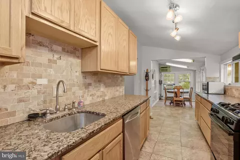 4819 Atwell Rd, Shady Side, MD 20764 photo 5