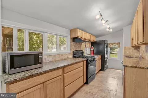 4819 Atwell Rd, Shady Side, MD 20764 photo 3