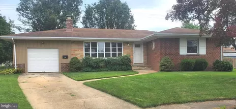 711 Greentree Rd, Linthicum Heights, MD 21090