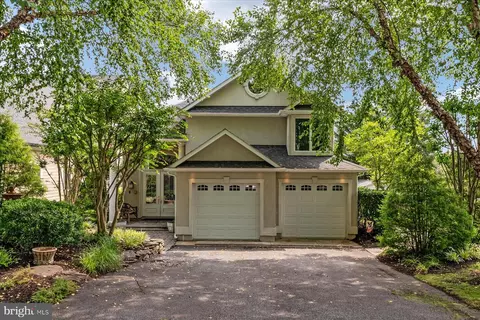 Exterior - 369 Edgewater Rd, Pasadena, MD 21122 photo 10 of 18