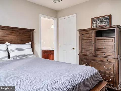 Bedroom - 369 Edgewater Rd, Pasadena, MD 21122 photo 6 of 6