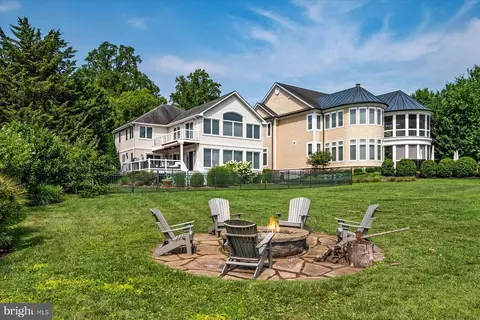 Exterior - 369 Edgewater Rd, Pasadena, MD 21122 photo 16 of 18