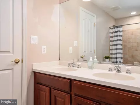 Bath - 369 Edgewater Rd, Pasadena, MD 21122 photo 5 of 5