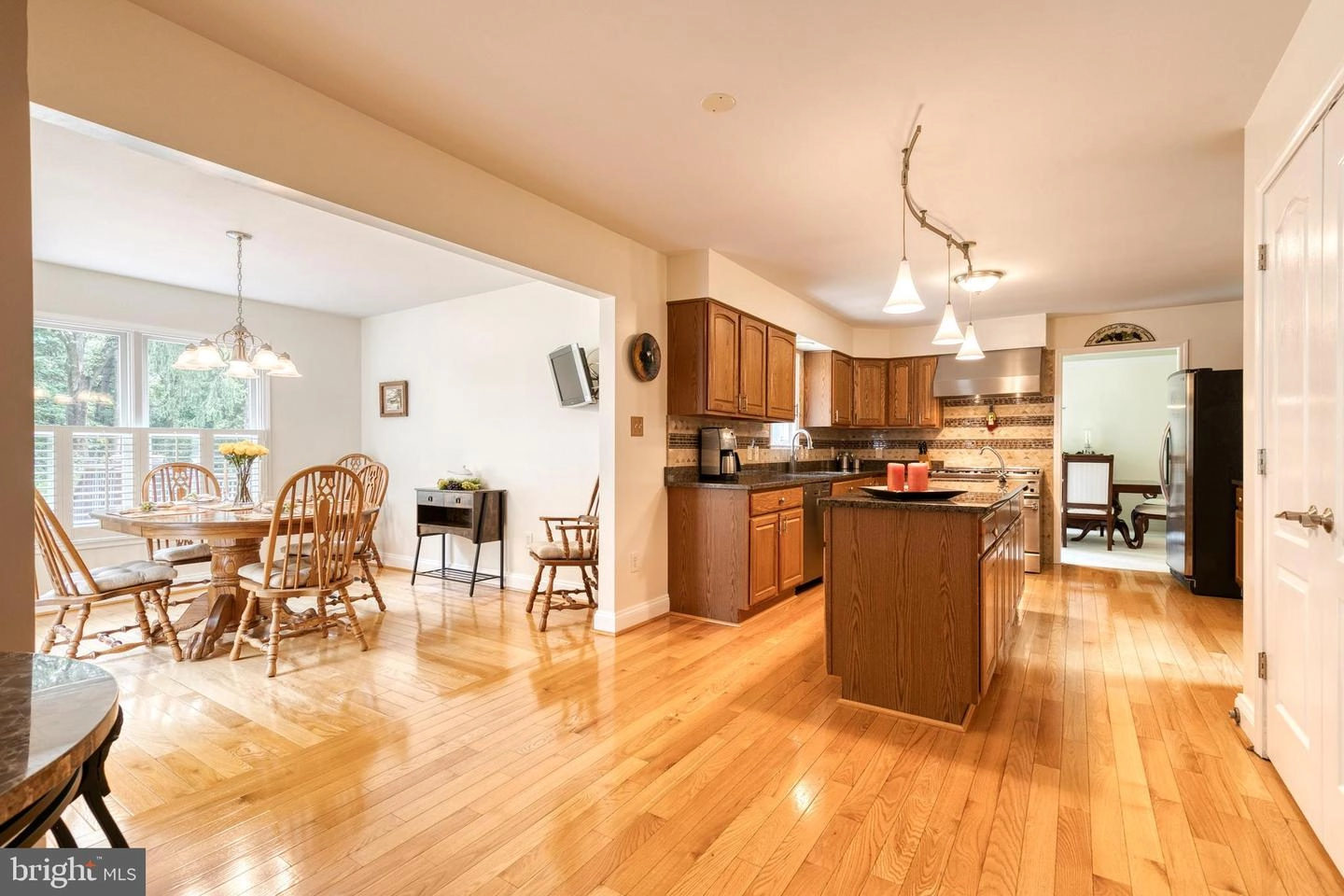 1409 Orr Ct, Pasadena, MD 21122 photo 18