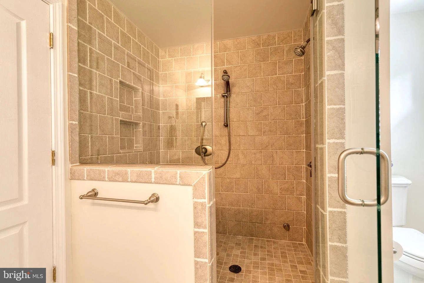 1409 Orr Ct, Pasadena, MD 21122 photo 33