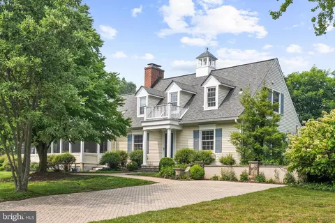 651 Stillwater Rd, Gibson Island, MD 21056
