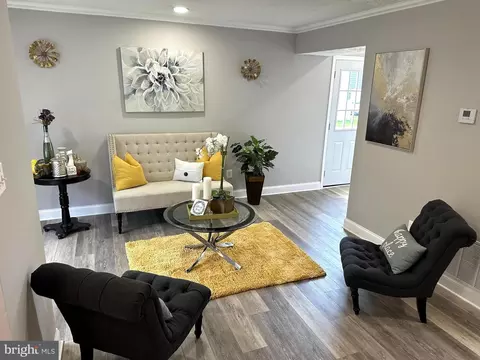 7814 Outing Ave, Pasadena, MD 21122
