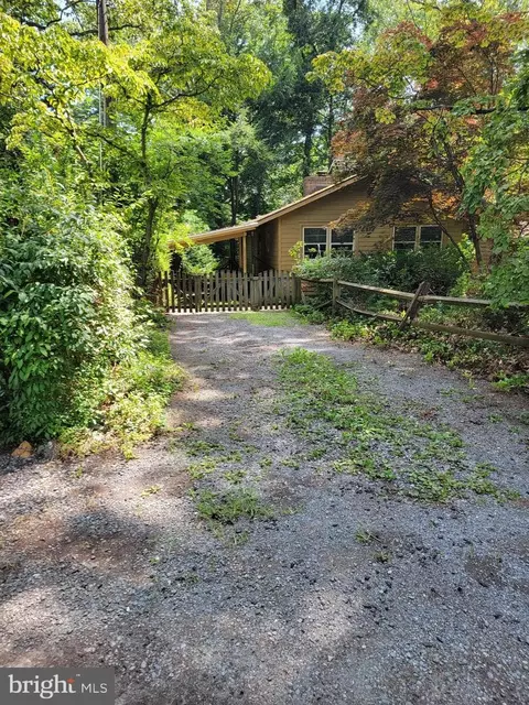1170 Blue Bird Ln, Crownsville, MD 21032