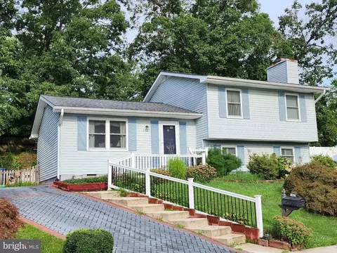 1423 Regent St, Annapolis, MD 21403