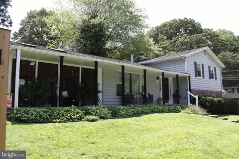 803 Windgate Dr, Annapolis, MD 21409 photo 2