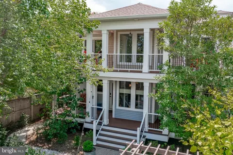 433 Burnside St, Annapolis, MD 21403 photo 2