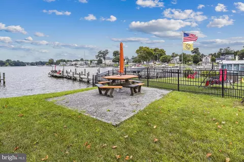 124 Bar Harbor Rd, Pasadena, MD 21122 photo 11
