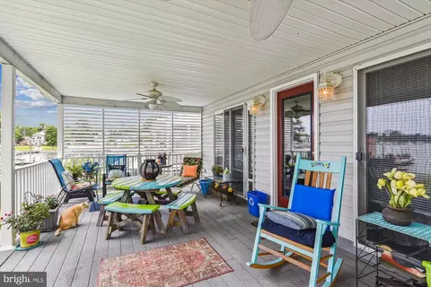 124 Bar Harbor Rd, Pasadena, MD 21122 photo 8