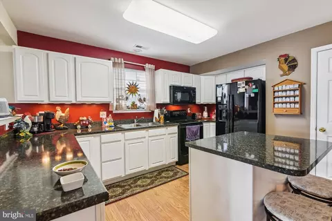 124 Bar Harbor Rd, Pasadena, MD 21122 photo 26