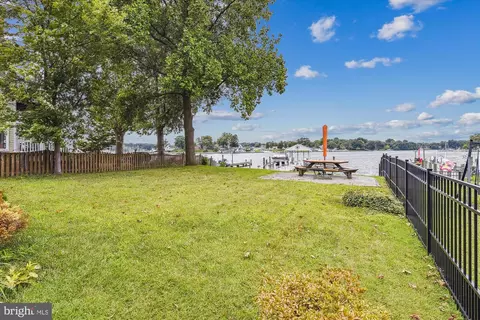 124 Bar Harbor Rd, Pasadena, MD 21122 photo 16