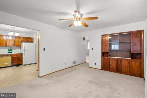 5716 Phillips St, Brooklyn, MD 21225 photo 9