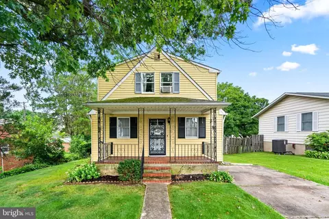 5716 Phillips St, Brooklyn, MD 21225