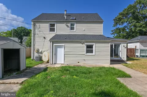 219 Spruce Ave, Edgewater, MD 21037 photo 5