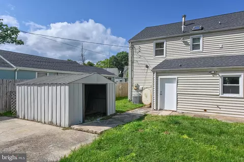 219 Spruce Ave, Edgewater, MD 21037 photo 4