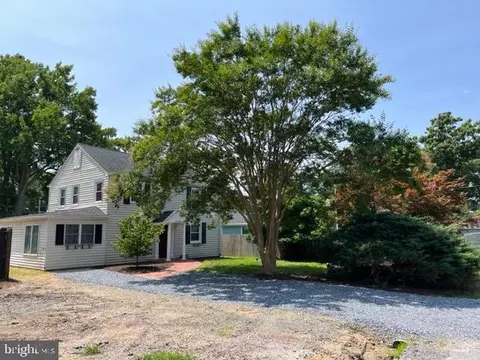 219 Spruce Ave, Edgewater, MD 21037 photo 2