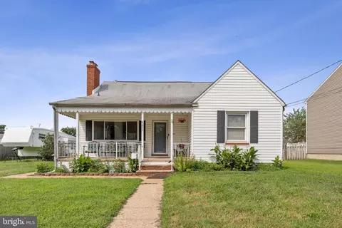 8435 Bedford Rd, Pasadena, MD 21122 photo 1