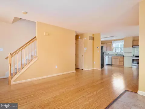 5706 Lowell St, Brooklyn, MD 21225 photo 5