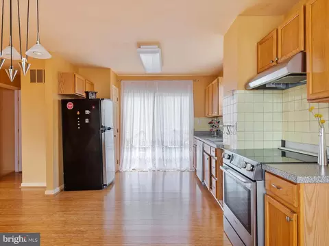5706 Lowell St, Brooklyn, MD 21225 photo 9