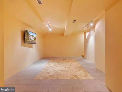 5706 Lowell St, Brooklyn, MD 21225 photo 22