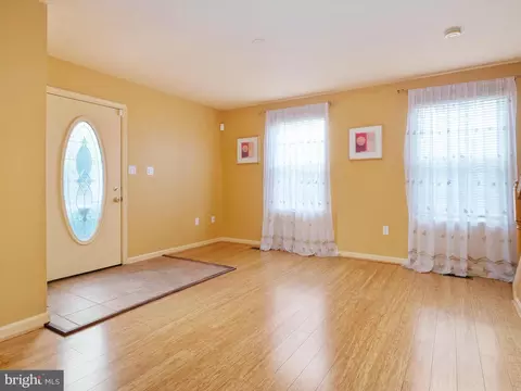 5706 Lowell St, Brooklyn, MD 21225 photo 3