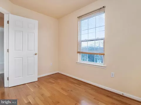 5706 Lowell St, Brooklyn, MD 21225 photo 16