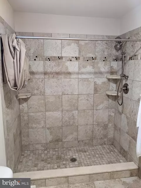 1 Carnene Rd, Pasadena, MD 21122 photo 24