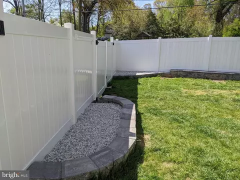 1 Carnene Rd, Pasadena, MD 21122 photo 6