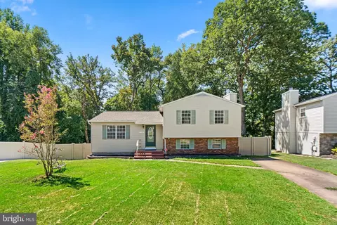 7108 Renwick Ct, Glen Burnie, MD 21061