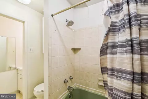8174 Bodkin Ave, Pasadena, MD 21122 photo 29