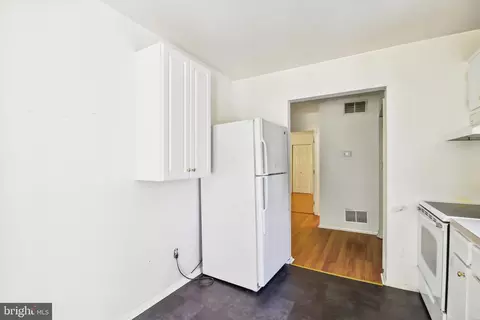 8174 Bodkin Ave, Pasadena, MD 21122 photo 27