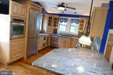 1043 Deep Creek Ave, Arnold, MD 21012 photo 11