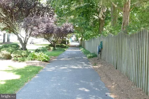 1043 Deep Creek Ave, Arnold, MD 21012 photo 5