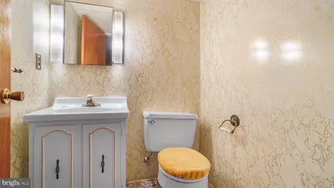 905 Hillcrest Rd, Hanover, MD 21076 photo 26