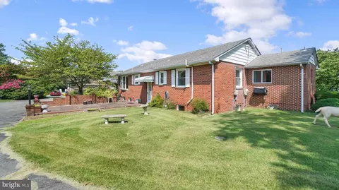 905 Hillcrest Rd, Hanover, MD 21076 photo 3