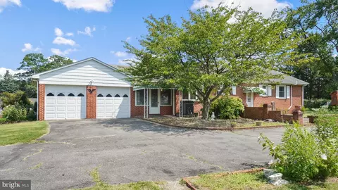 905 Hillcrest Rd, Hanover, MD 21076 photo 6