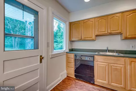 11 Luke Dr, Pasadena, MD 21122 photo 12