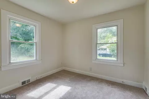 11 Luke Dr, Pasadena, MD 21122 photo 16