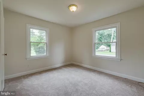 11 Luke Dr, Pasadena, MD 21122 photo 13