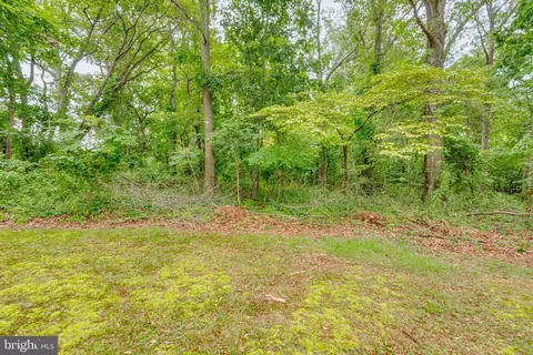 9 Luke Drive, Pasadena, MD 21122 photo 7