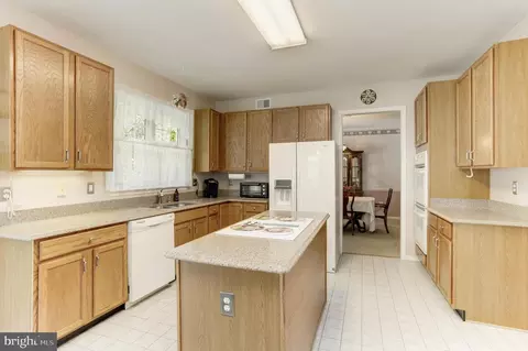 7719 Evanston Ct, Severn, MD 21144 photo 17