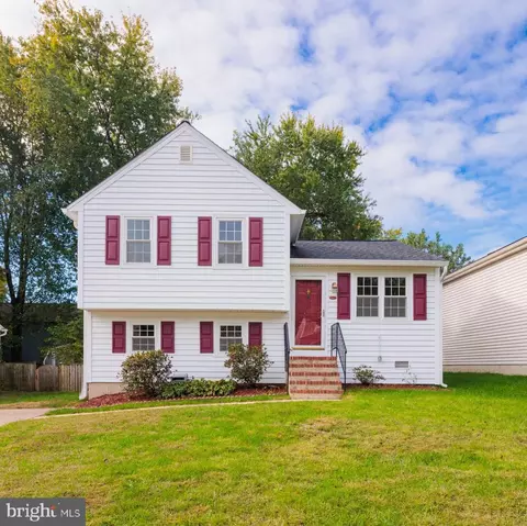 2917 W Almondbury Dr, Pasadena, MD 21122